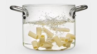 A See-Through Glass Pot That Definitely Boils While You Watch It